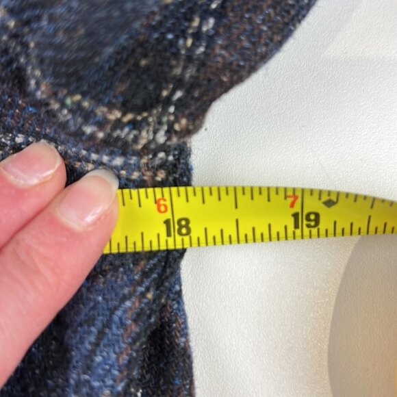 Classic Basler Wool Plaid Blazer - Picture 8 of 16